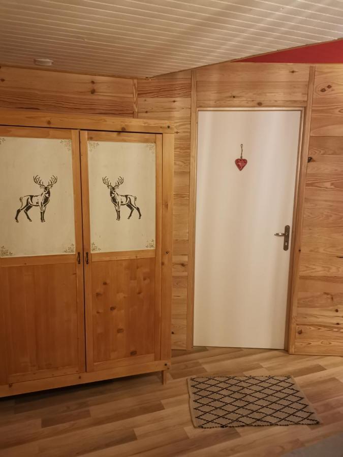 Gite Ha-Py Chalet Campan Exterior photo